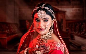 6 types of sarees to add in your wardrobe